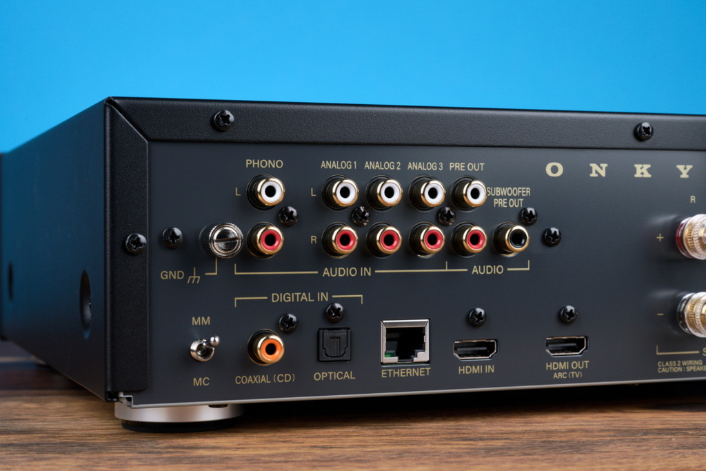 onkyo-y-50-anschluesse-eingaenge-1080x720.jpg