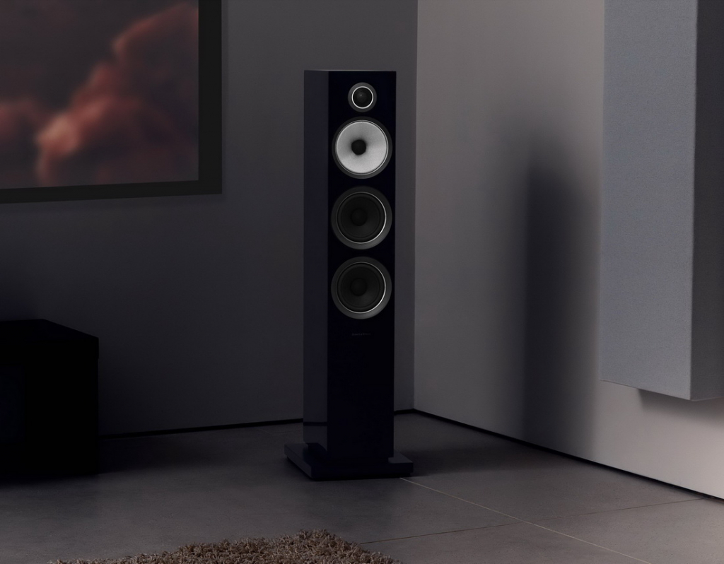 Bowers & Wilkins 704 S2 2.jpg