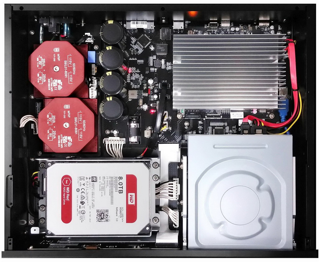 Aurender ACS10 65.jpg