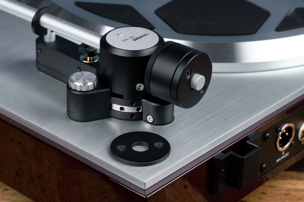 thorens-td-404-dd-gegengewicht-2-1080x720.jpg