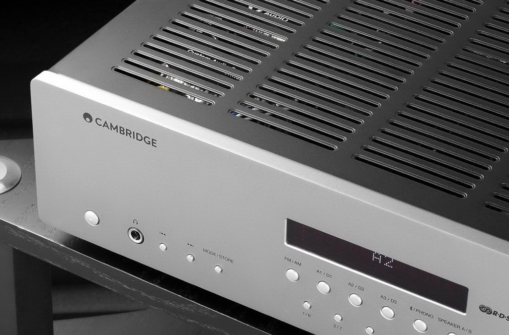 Cambridge_Audio_AXR100_05.jpg