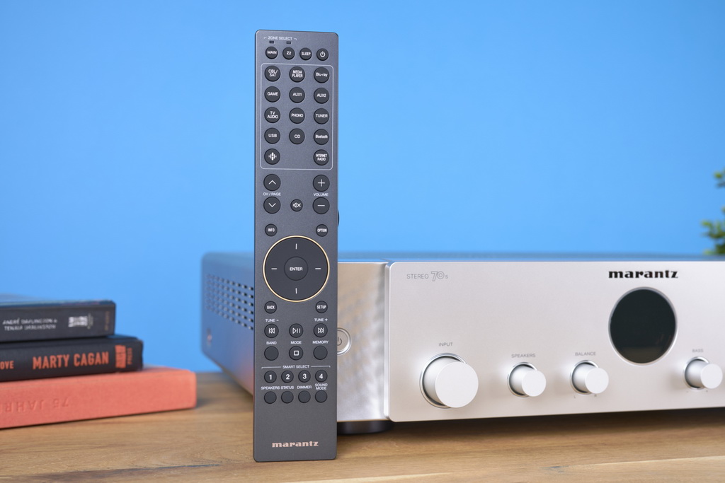marantz-stereo-70s-vorderseite-fernbedienung-2048x1365.jpg