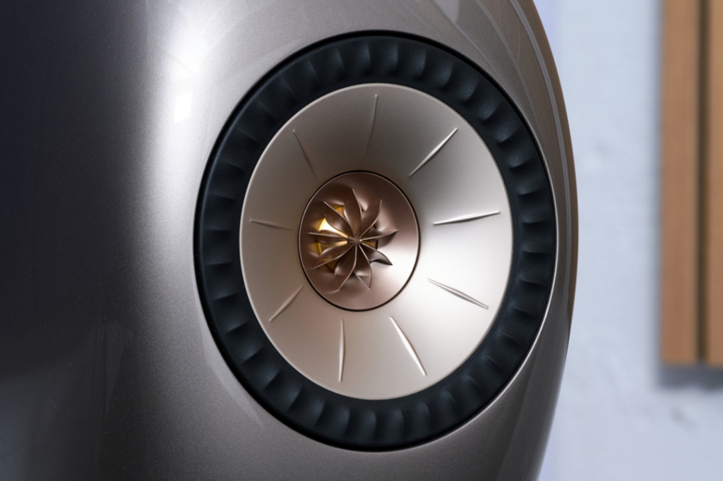kef-ls-luxe-uni-q-1-1080x720.jpg