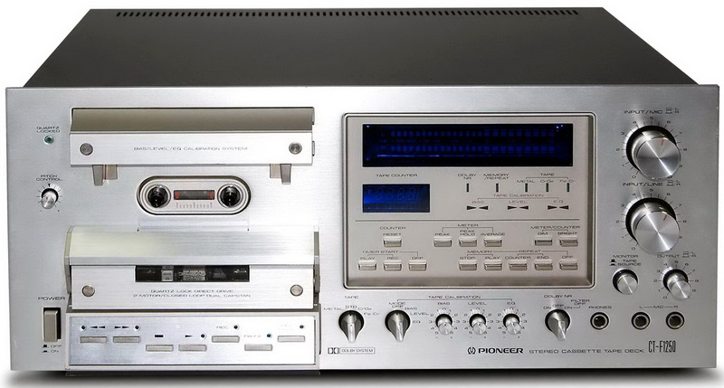 Pioneer CT-F1250 2.jpg