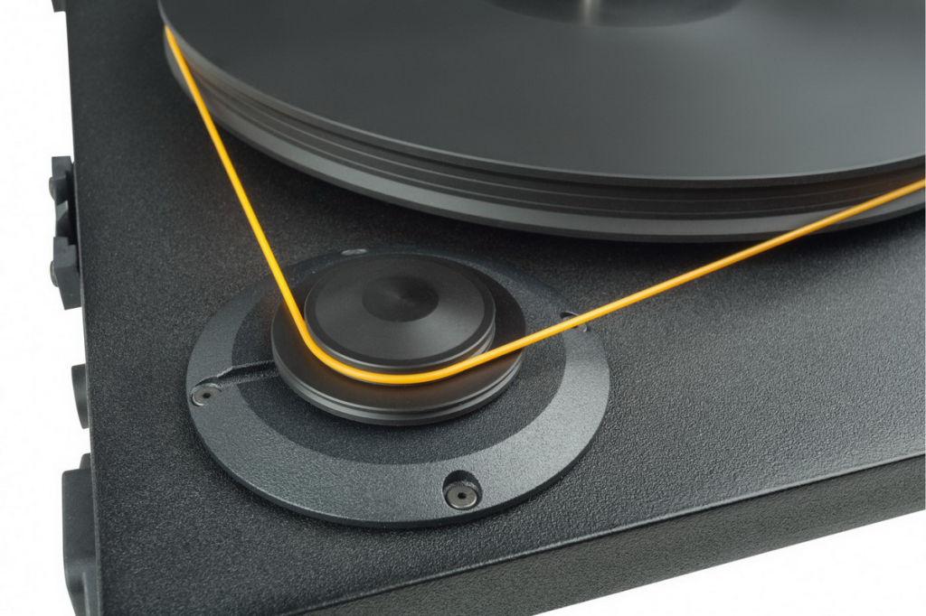 mofi studiodeck 03.jpg