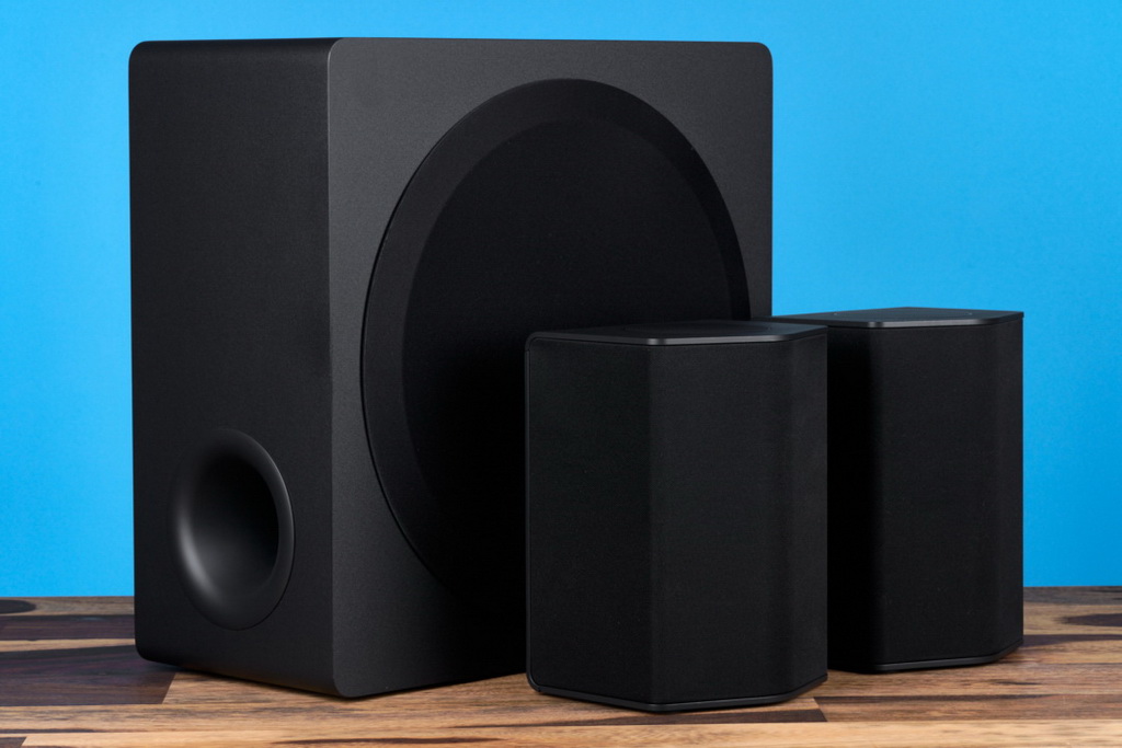 lg-soundbar-ds95ar-subwoofer-rears-1080x720.jpg