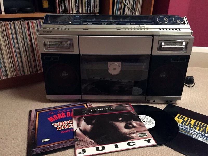 Sharp vz-v20 red. Sharp vz. Sharp vinyl. Шарп бумбокс 90х. Sharp vz-v2.