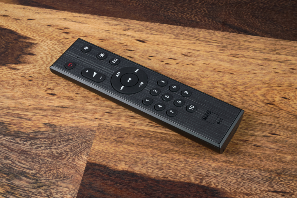 nad-c700-v2-fernbedienung-1024x683.jpg