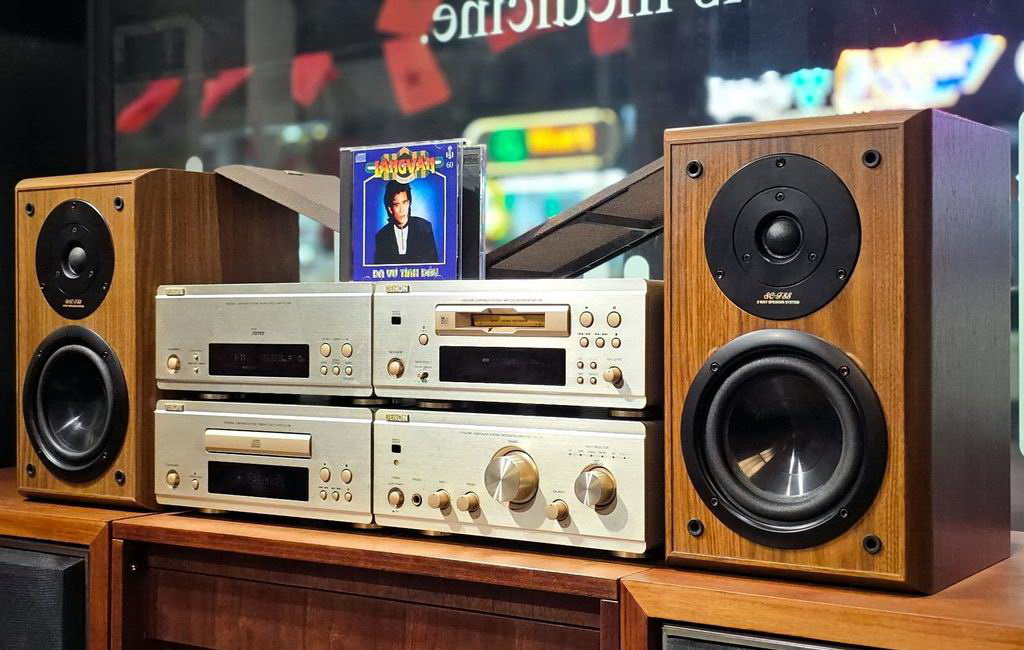 DENON F88.jpg