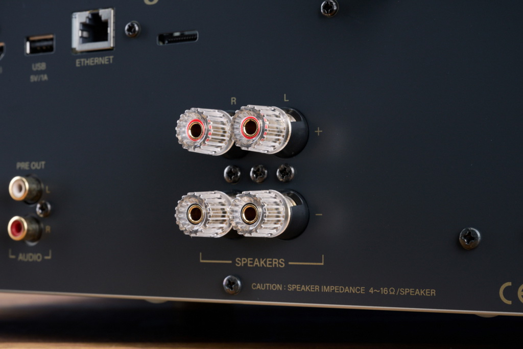 onkyo-a-50-rueckseite-poklemmen-1080x720.jpg