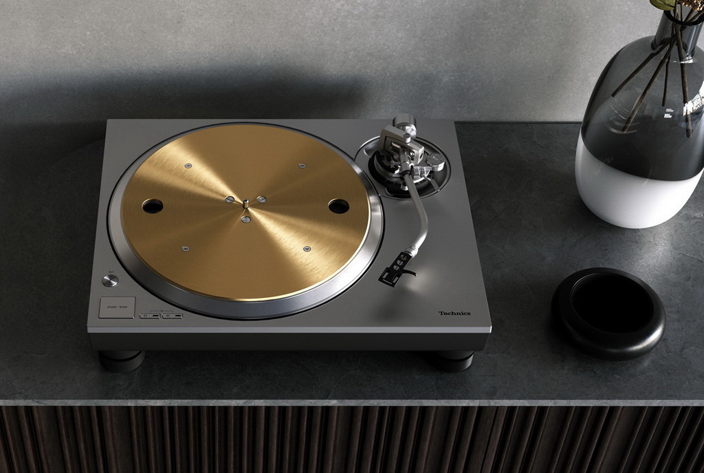 technics-sl-1300g-lifestyle.jpg