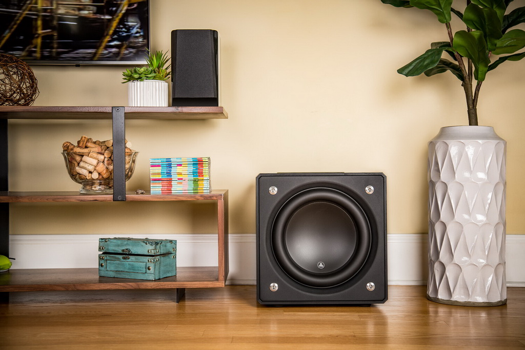 JL Audio E-Sub e112 black 58.jpg