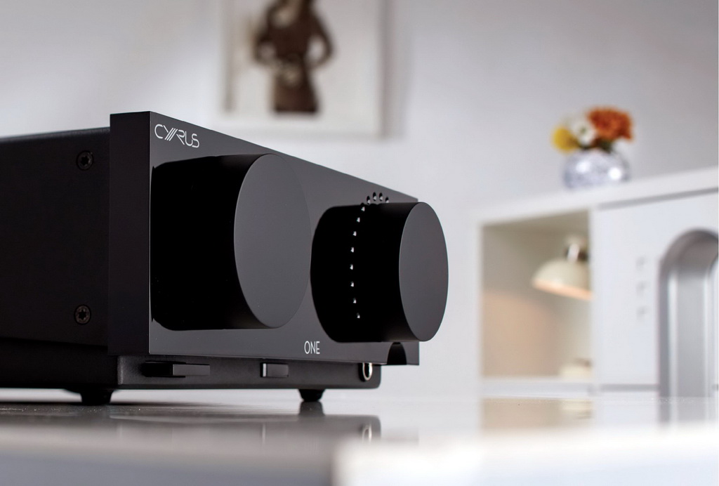 Cyrus_Audio_171117_0315 ONE 1 3.jpg