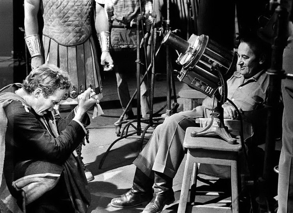 charlton-heston-et-william-wyler-sur-le-tournage-de-ben-hur.jpg