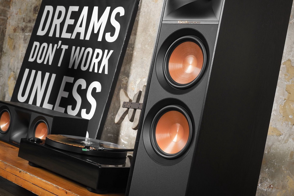 Reference R-600F 1.jpg