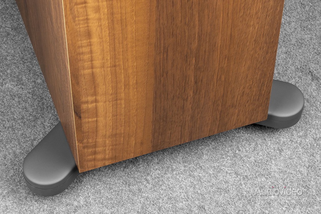 KEF_Q11_Meta_44.jpg
