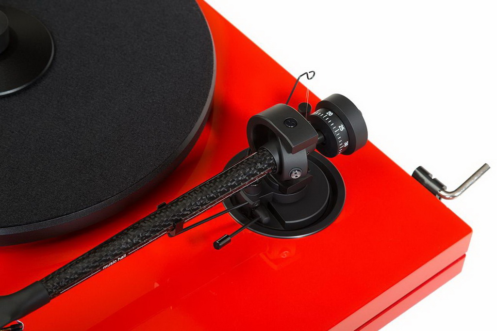 Music Hall MMF 5.3 red 9.jpg