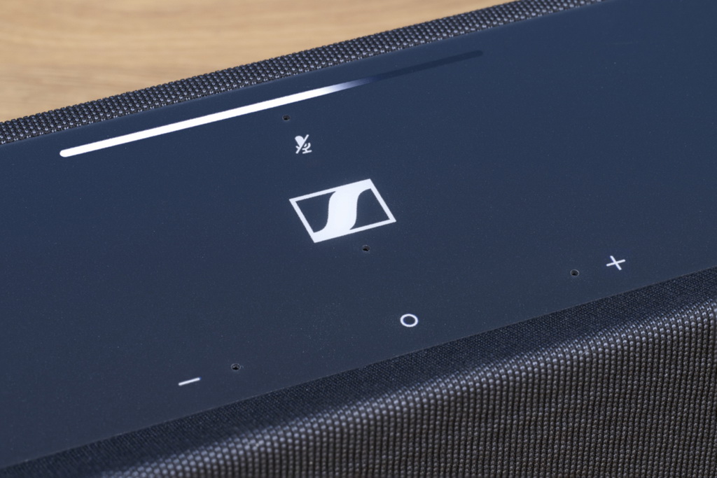 sennheiser-ambeo-soundbar-mini-bedienfeld-1080x720.jpg