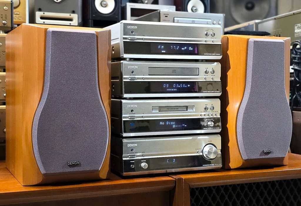 DENON 201SA.jpg