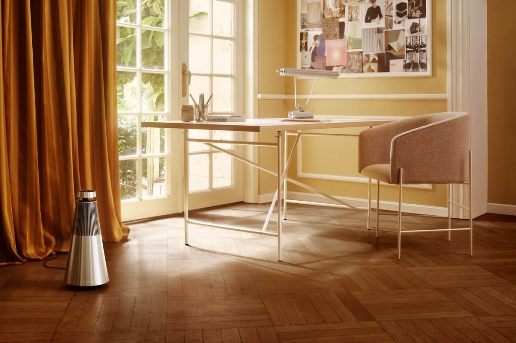 Bang & Olufsen BeoSound 2 lifestyle 6.jpg