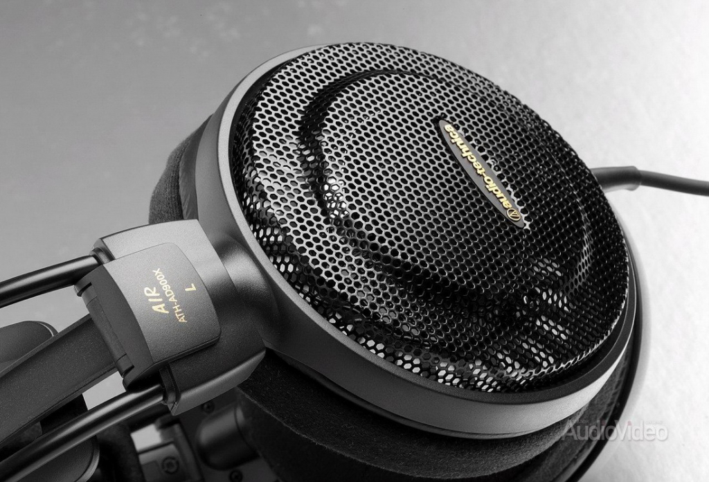 Audio-Technica_ATH-AD900x_05.jpg