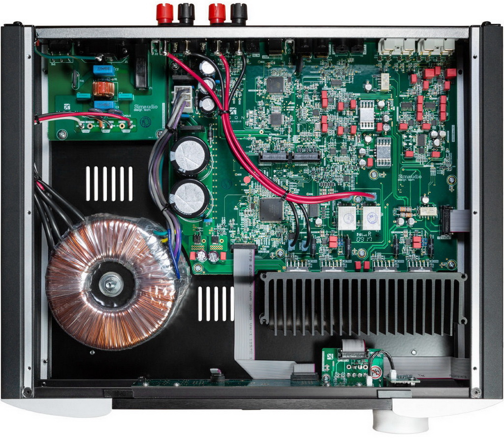 SimAudio Moon Neo 240i 1.jpg