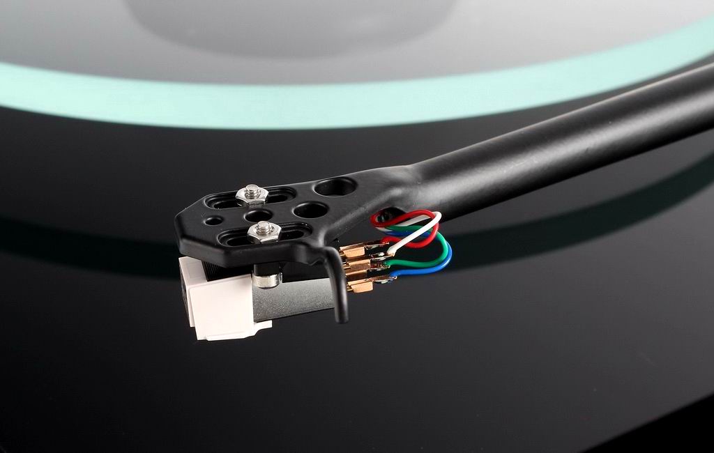 Rega Planar 2 BLACK 55.jpg