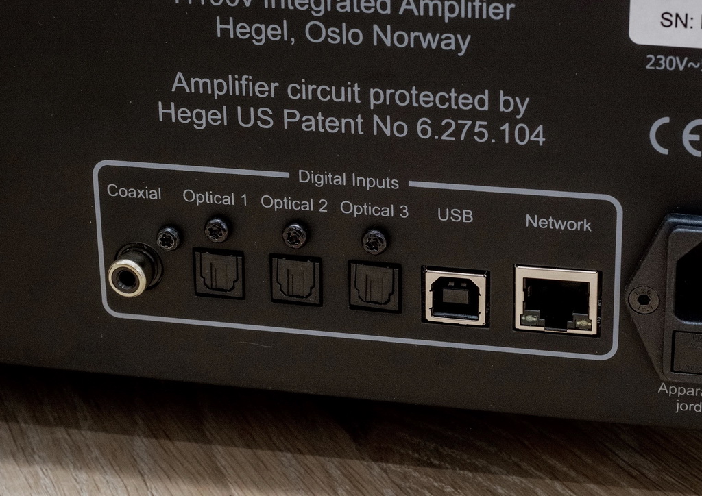 Hegel_H190V_5.jpg