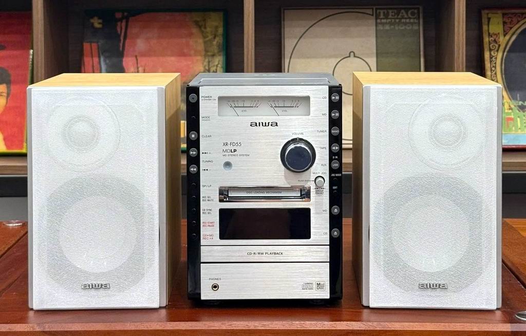 Aiwa XR-fd55 43.jpg