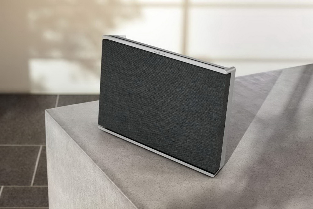 Bang Olufsen Beosound Level 1 16.jpg