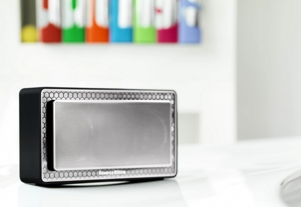 Bowers Wilkins T7 4.jpg