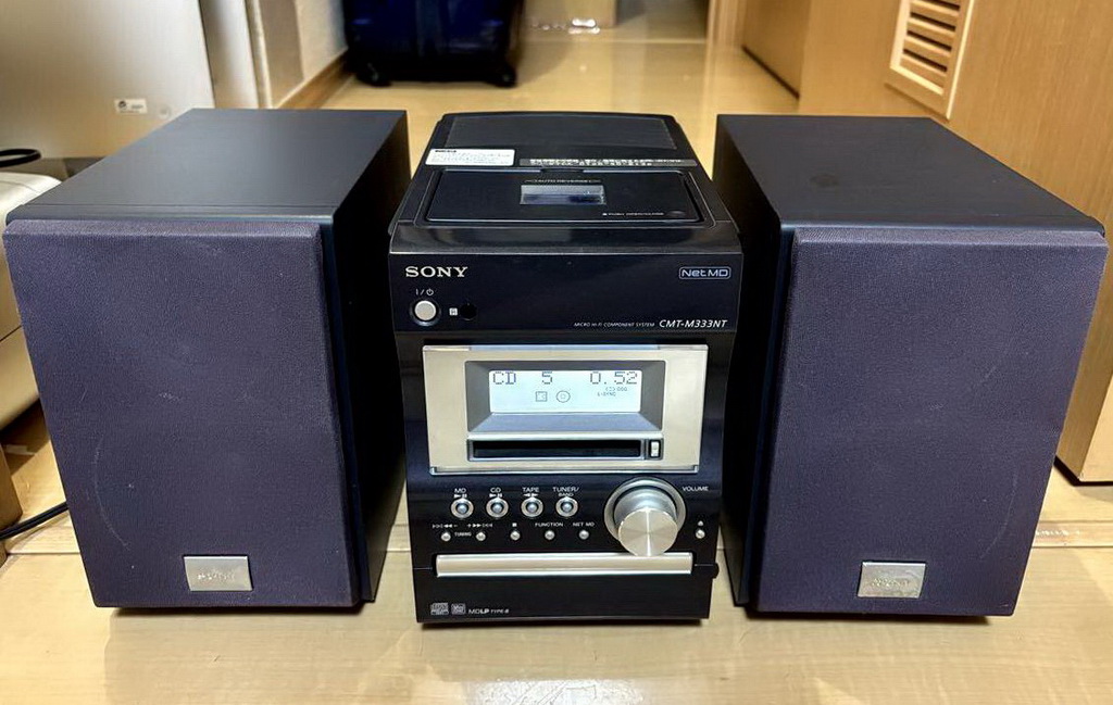 Sony CMT-M333NT 54.jpg
