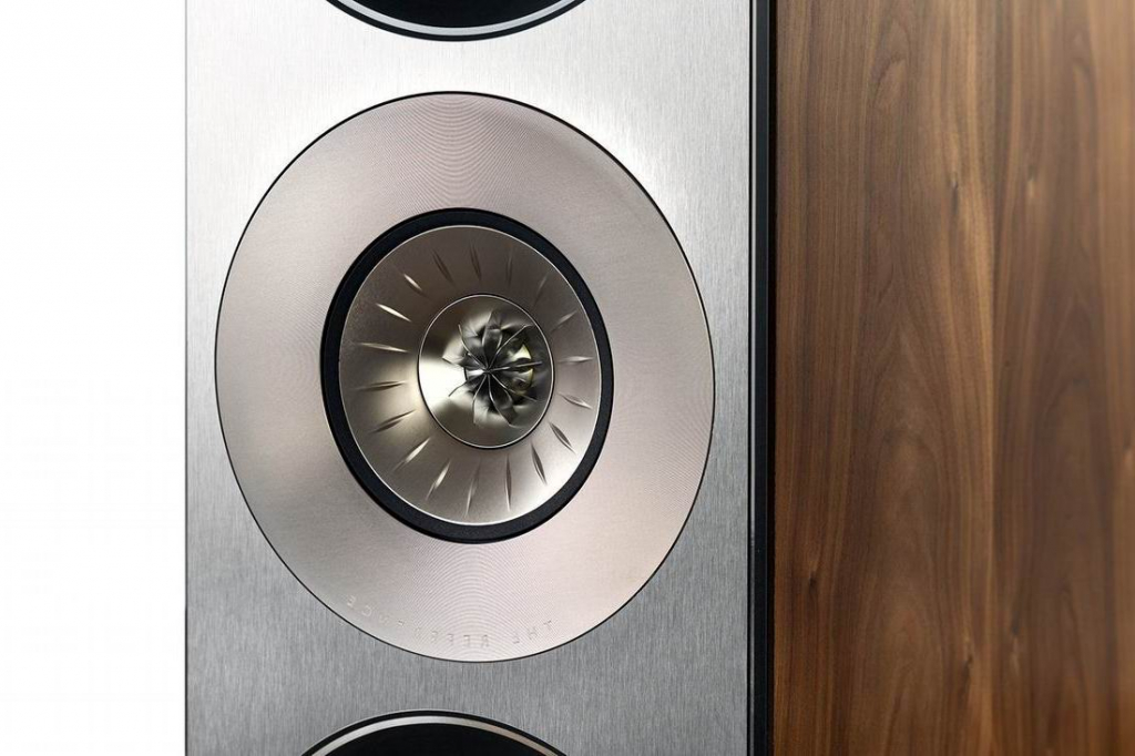 KEF Reference 3 wal 898.jpg