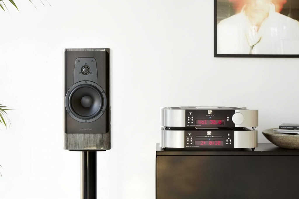 dynaudio-contour-20-2.jpg