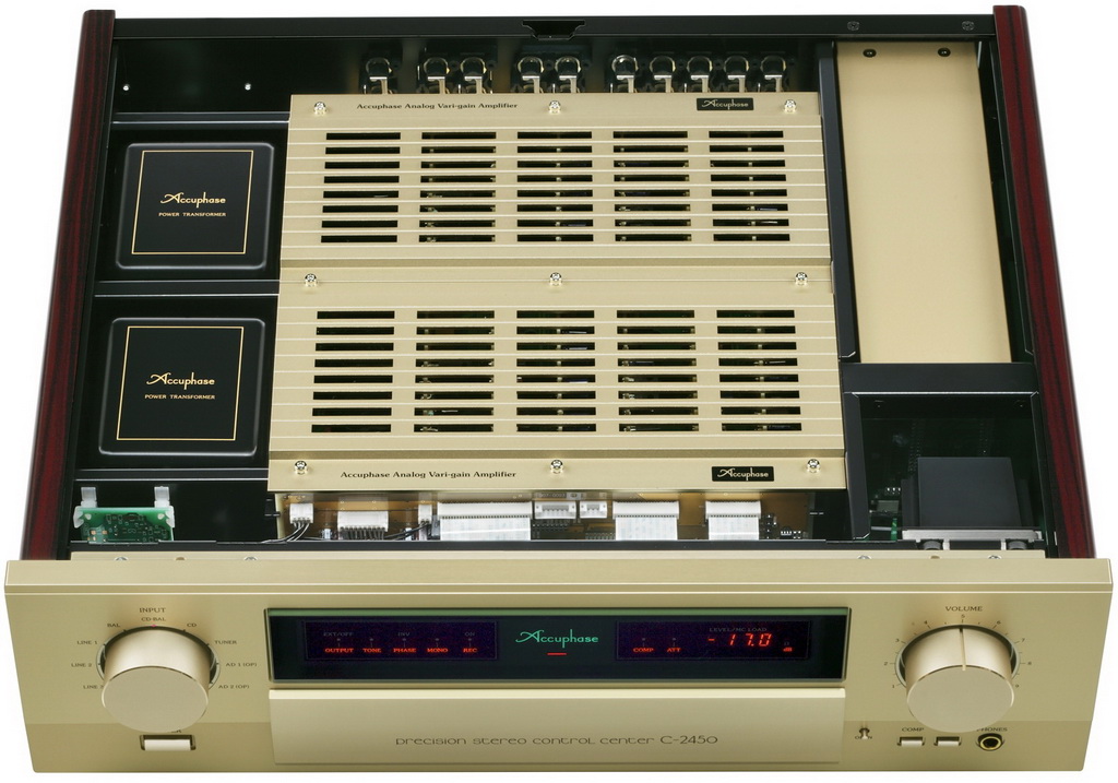 Accuphase C-2450 5.jpg