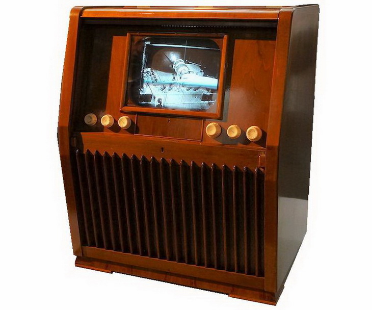 Bang & Olufsen TV 508 S (1951 г).JPG\ 730x608