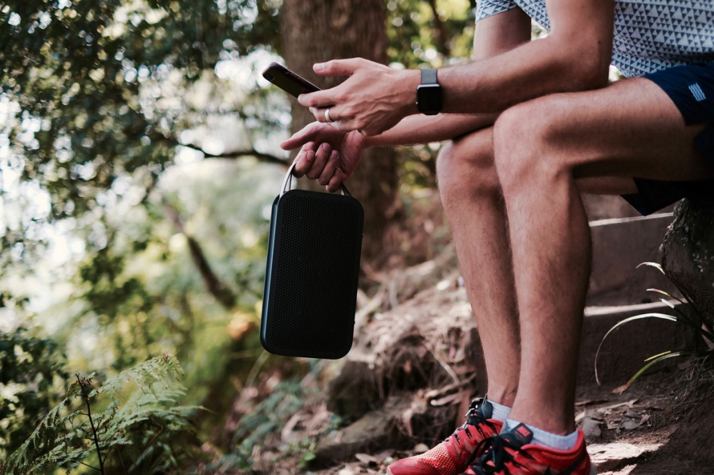 Bang & Olufsen BeoPlay A2 3.jpg