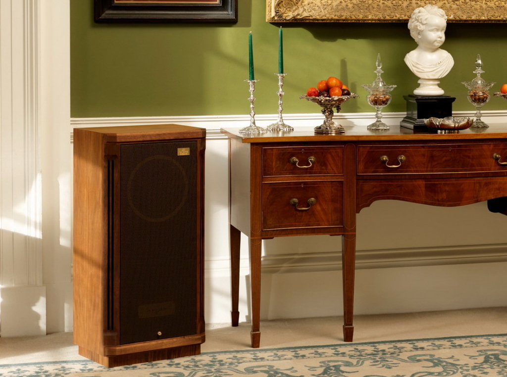 p-tannoy-turn-02.jpg