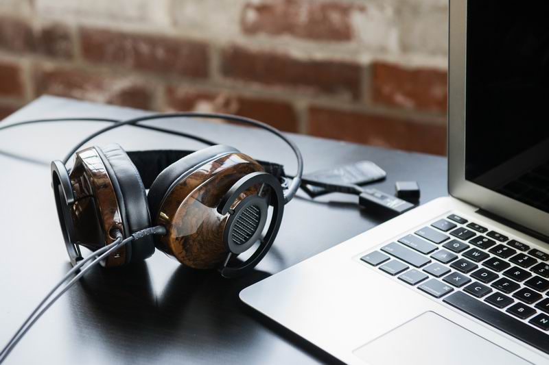 audioquest nighthawk 9.jpg