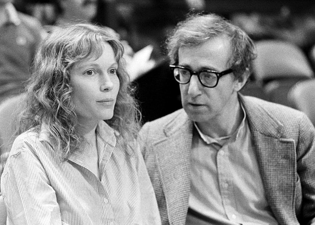 Mia-Farrow-and-Woody-Allen.jpg