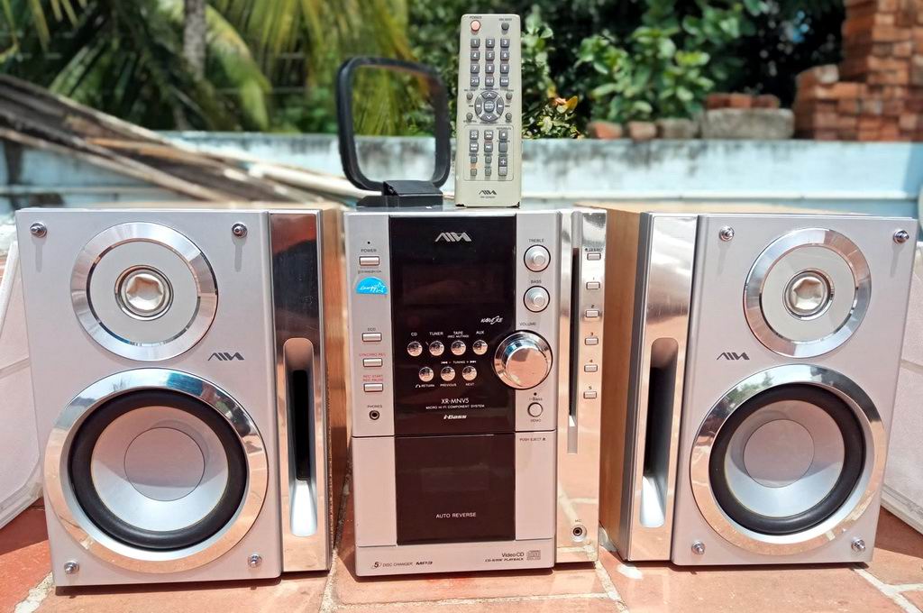 Aiwa XR-MN5.jpg
