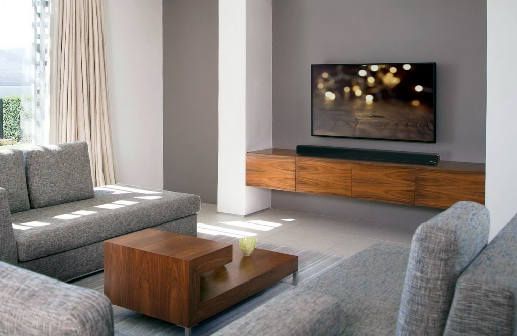 Martin Logan Verse 1.jpg