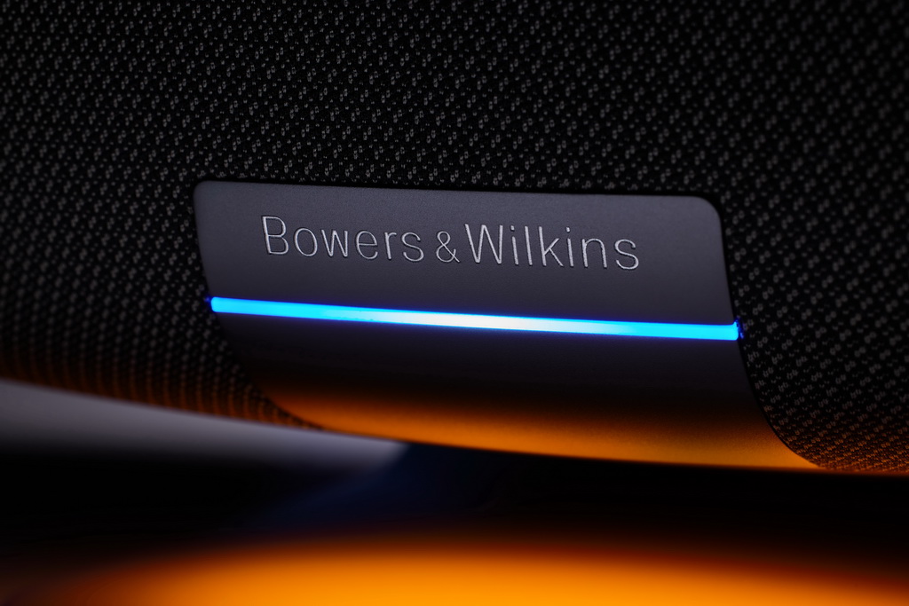 BW--Zeppelin-McLaren-Edition-Logo-Panel-Detail-Beauty-with-Front-Light.jpg