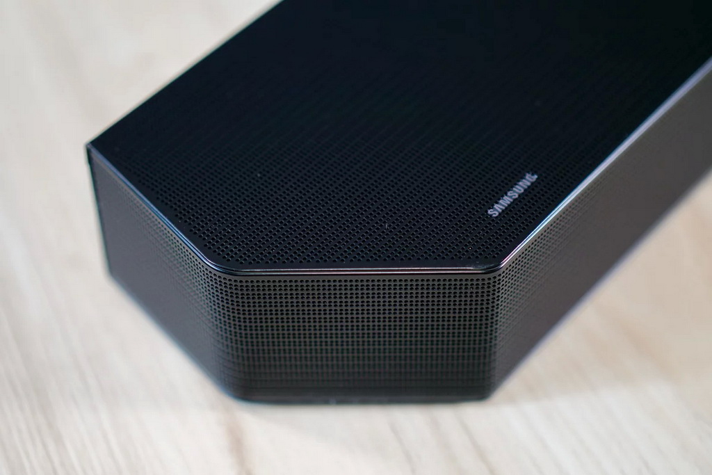 Samsung HW-Q990B 27.jpg