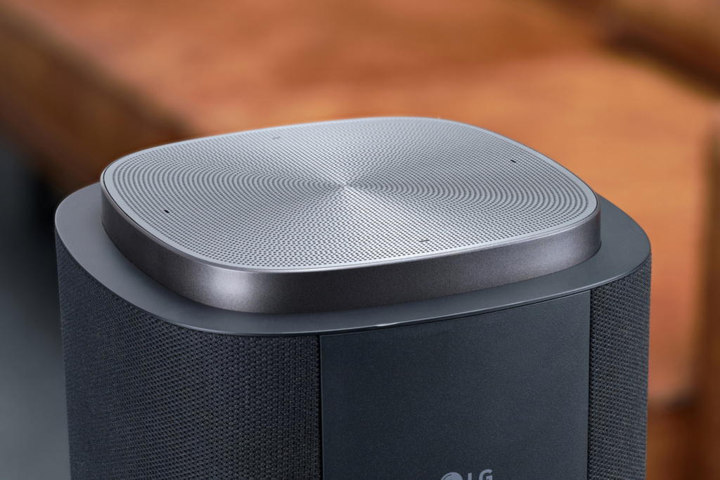 lg-sound-suite-rears-height-speaker-1-1080x720.jpg