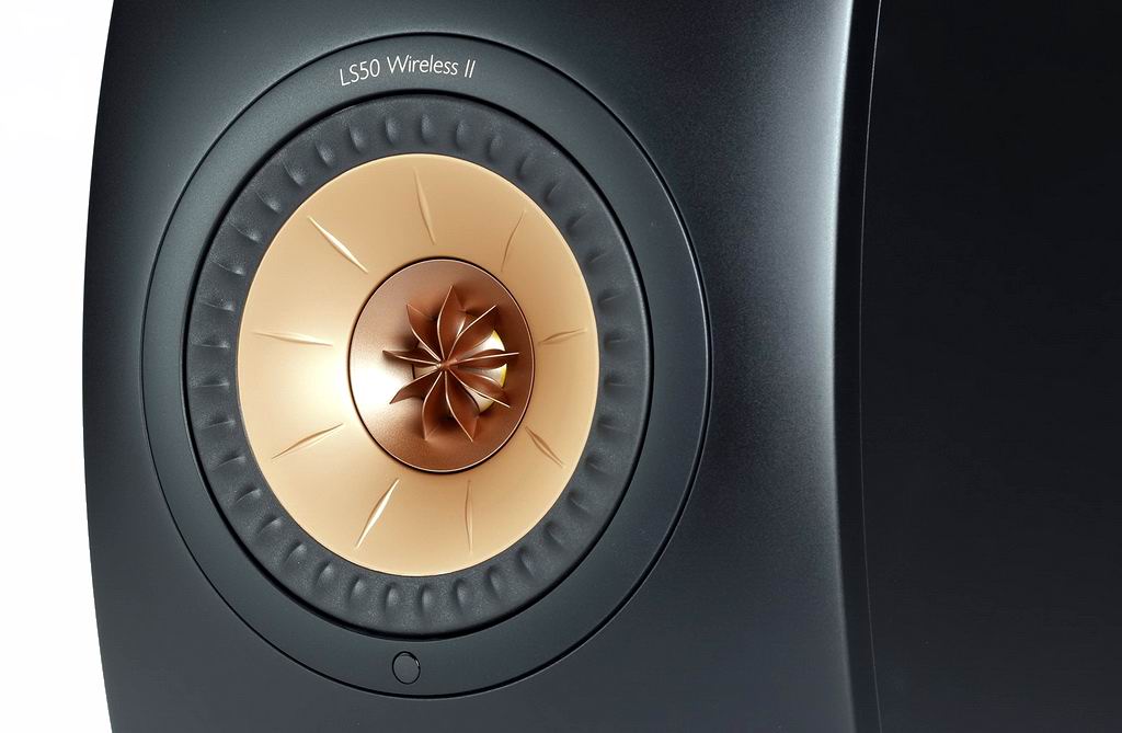 KEF_LS50_Wireless_II_det2.jpg