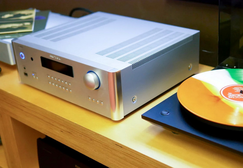 Rotel-RA-1592MKII-4-1280x826.png.jpg