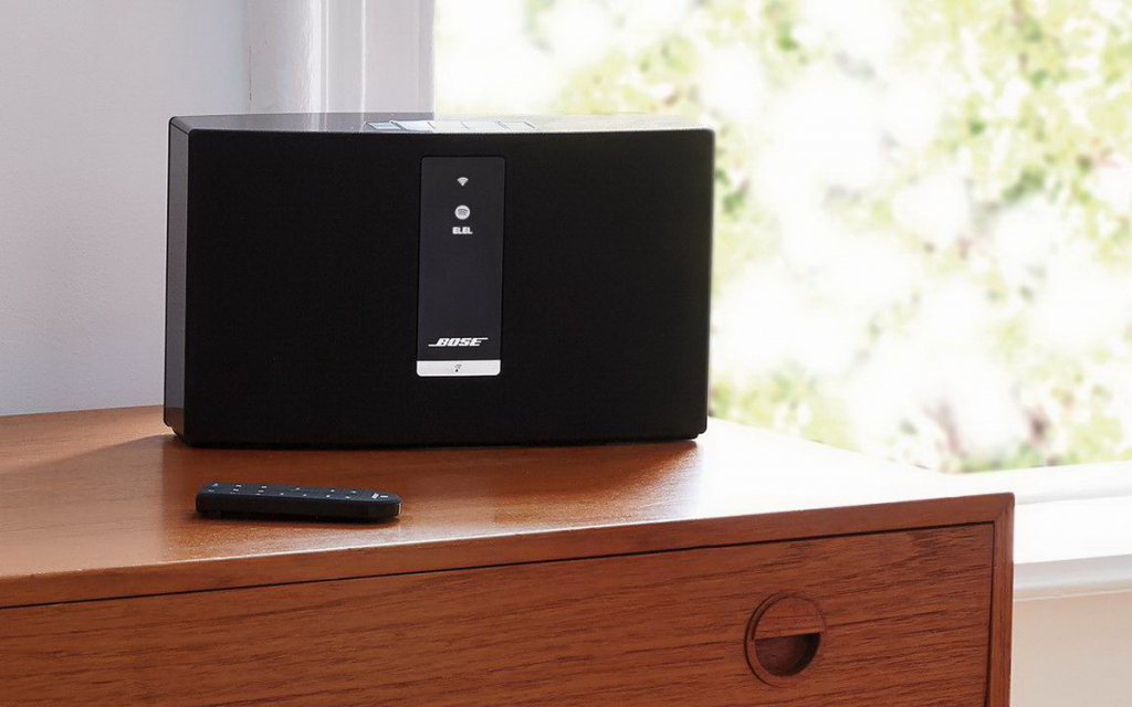 Bose SoundTouch 20 lifestyle 2.jpg