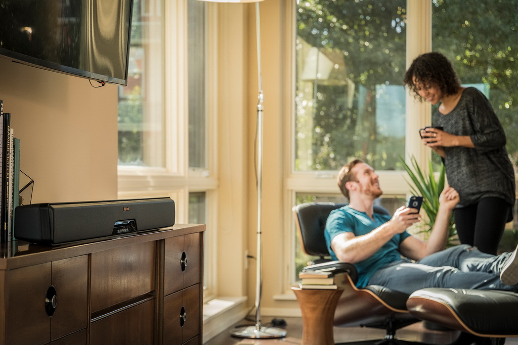 Klipsch RSB-14 lifestyle 2.jpg