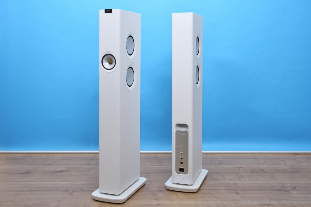 kef-ls60-wireless-beide-ganz-schraeg-1080x720.jpg